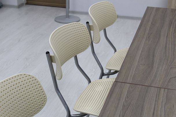 Стул  Точка Роста Sheffilton SHT-S85М черный/бежевый/черный муар, стопируемый - Вид 5