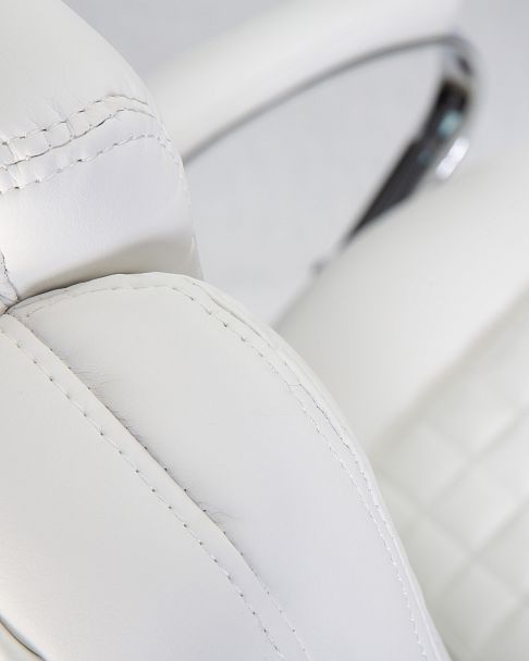 Офисное кресло для руководителей DOBRIN CHESTER (белый) - Вид 7