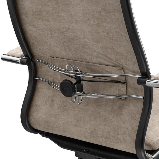 Кресло офисное МЕТТА "L1m 42", хром, сиденье и спинка мягкие, велюр, бежевое - Вид 9