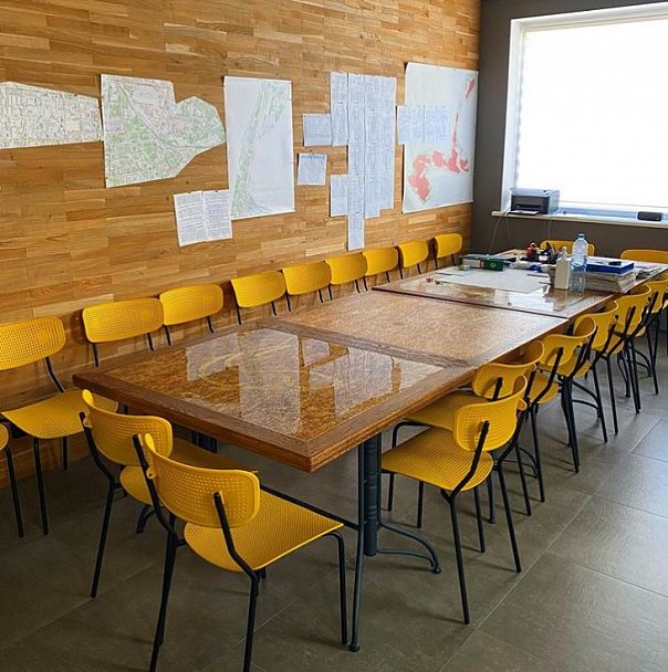 Стул офисный Sheffilton SHT-S85М желтый/черный, стопируемый - Вид 6