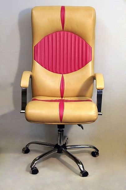 Кресло для руководителя Гермес КВ-16, бежевое - Вид 2