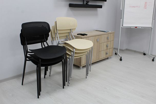 Стул Точка Роста  Sheffilton SHT-S85М белый/черный, стопируемый - Вид 11