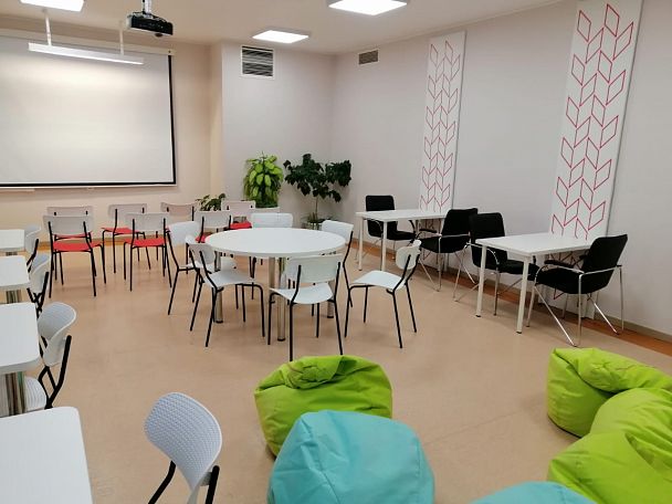 Стул Точка Роста  Sheffilton SHT-S85М белый/черный, стопируемый - Вид 7