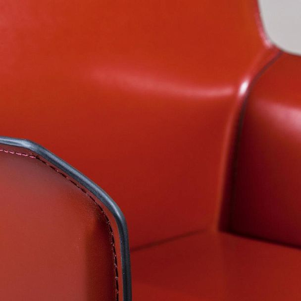 Стул с подлокотниками Barrie, кожа ретро-красный - Вид 6