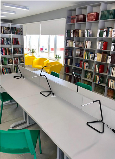 Стол для чтения - Вид 1