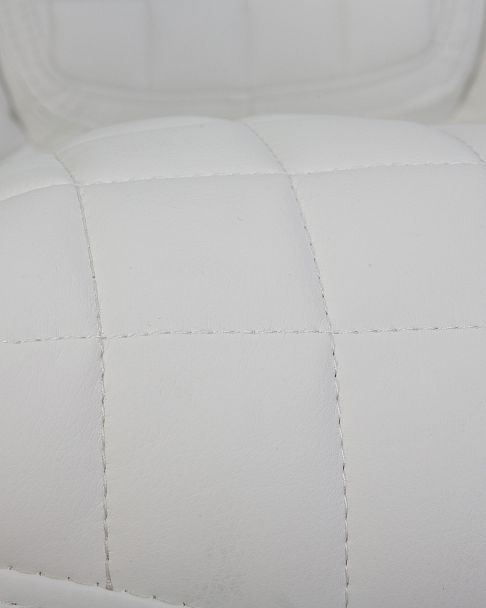 Офисное кресло для руководителей DOBRIN CHESTER (белый) - Вид 8