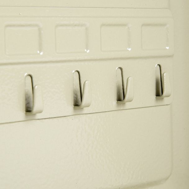 Шкафчик (Ключница) на 20 ключей BRAUBERG, 200х160х80 мм, с замком, +20 брелоков, серый, 290337 - Вид 4